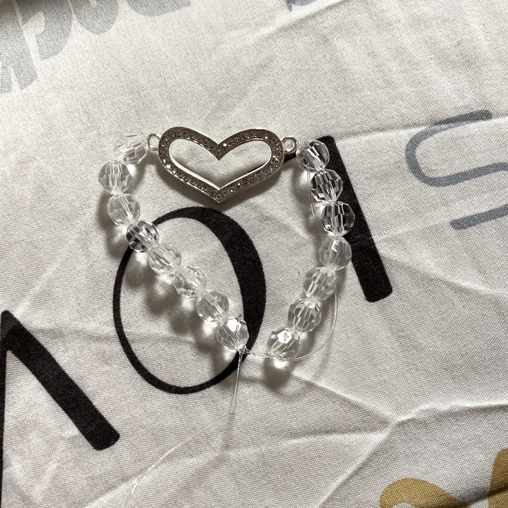 Clear heart bracelet